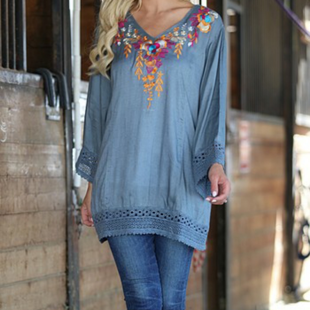 Embroidered V-Neck Gray Floral Border Top